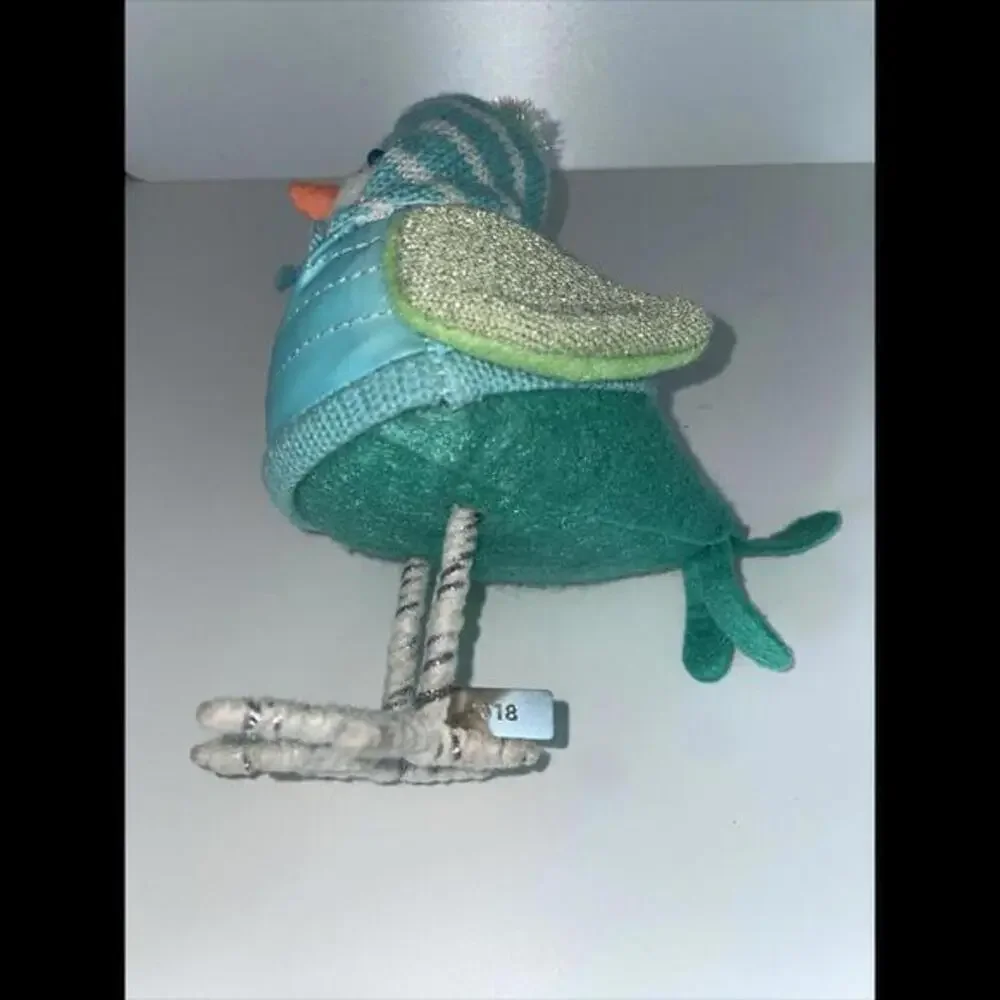 Christmas Blue Bird NIEVA Featherly Friends Winter Figure‎ Wondershop 2018 Rare